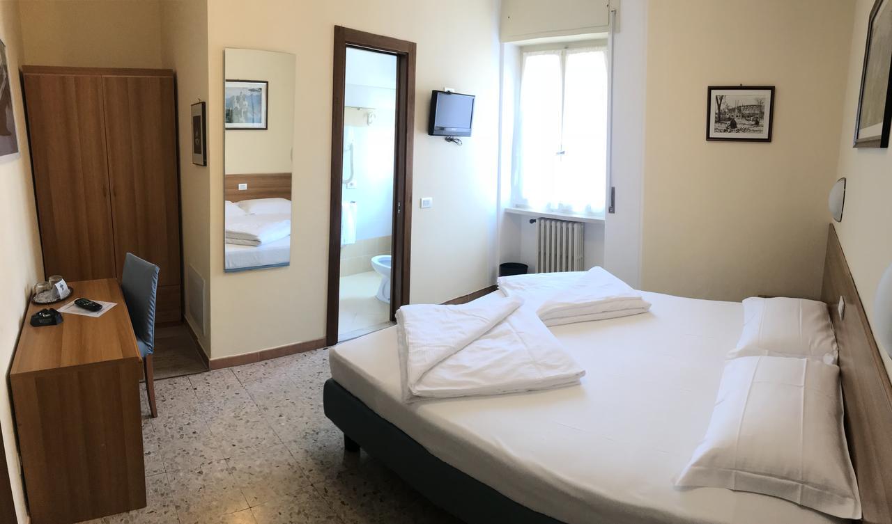 Locanda Speranza Torri Del Benaco Esterno foto